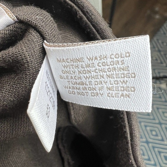 Weekends By Chicos Women's Dark Brown Zip Up Vest Size 1 US 8 Full Zip - Picture 10 of 10